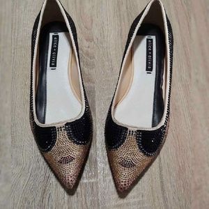 🎉Host Pick🎉 ALICE+OLIVIA Crystal Flats